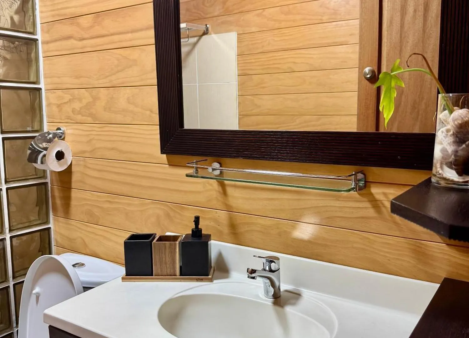 Tatil Evi Inake Lodge Atuona